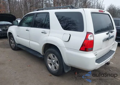 2008 Toyota 4Runner Sr5 V6 z USA, uszkodzony, nr VIN JTEBU14R18K017333